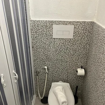 Stone House Apartment *