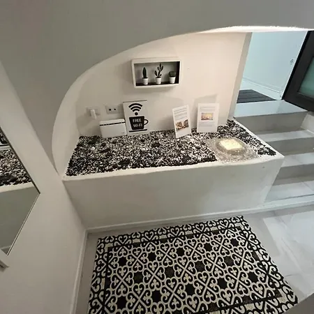 Stone House Apartment *