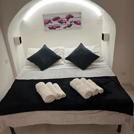 Stone House Naples