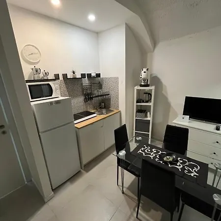Stone House Naples